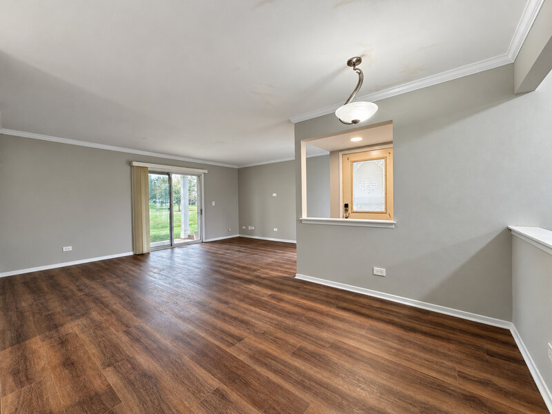 2127 Southwind Circle Schaumburg IL 60194