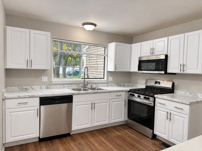 2127 Southwind Circle Schaumburg IL 60194