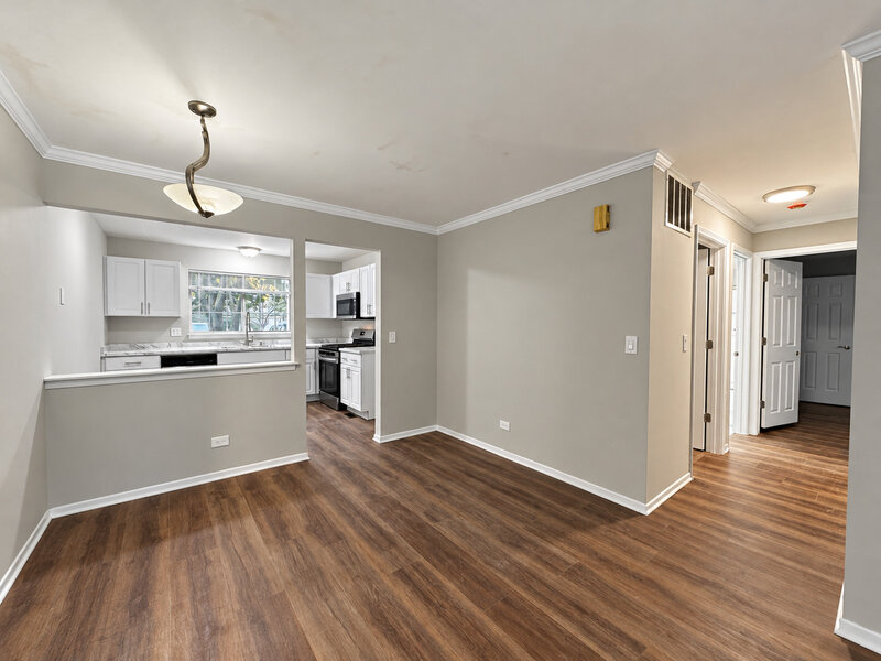 2127 Southwind Circle Schaumburg IL 60194