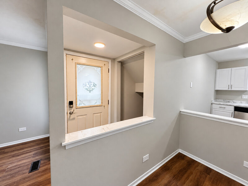 2127 Southwind Circle Schaumburg IL 60194