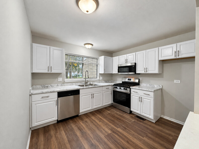 2127 Southwind Circle Schaumburg IL 60194