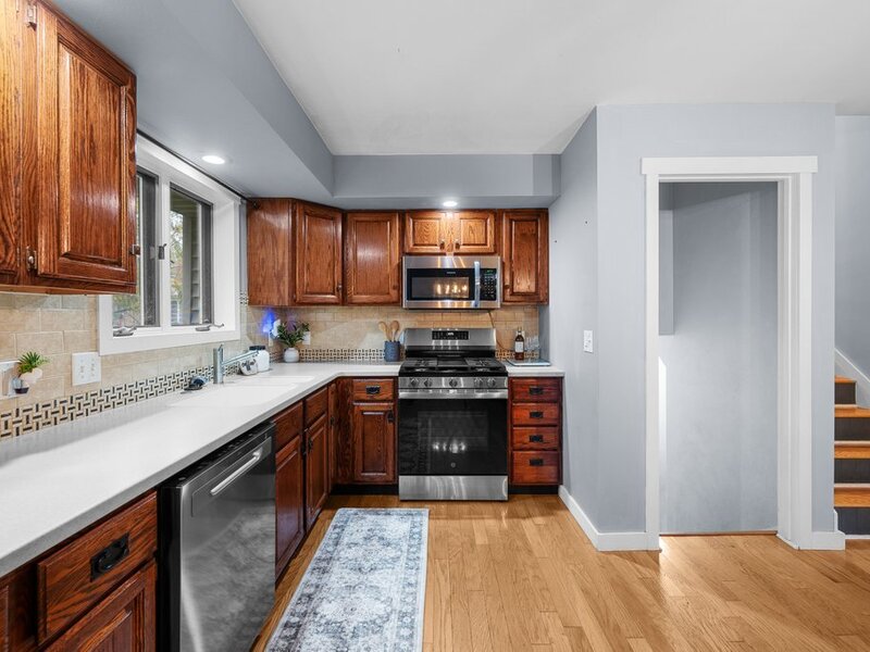 610 Forest Rd Road East Moline IL 61244