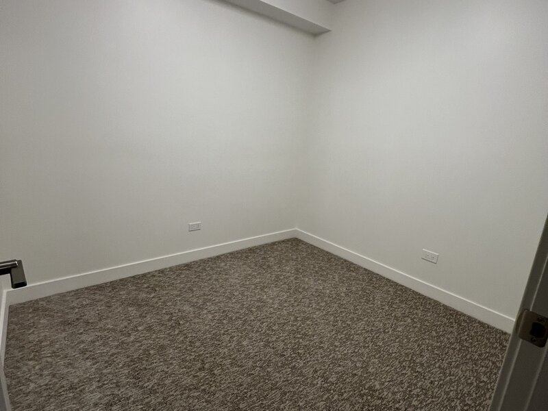 2416 W Foster Avenue Chicago IL 60625