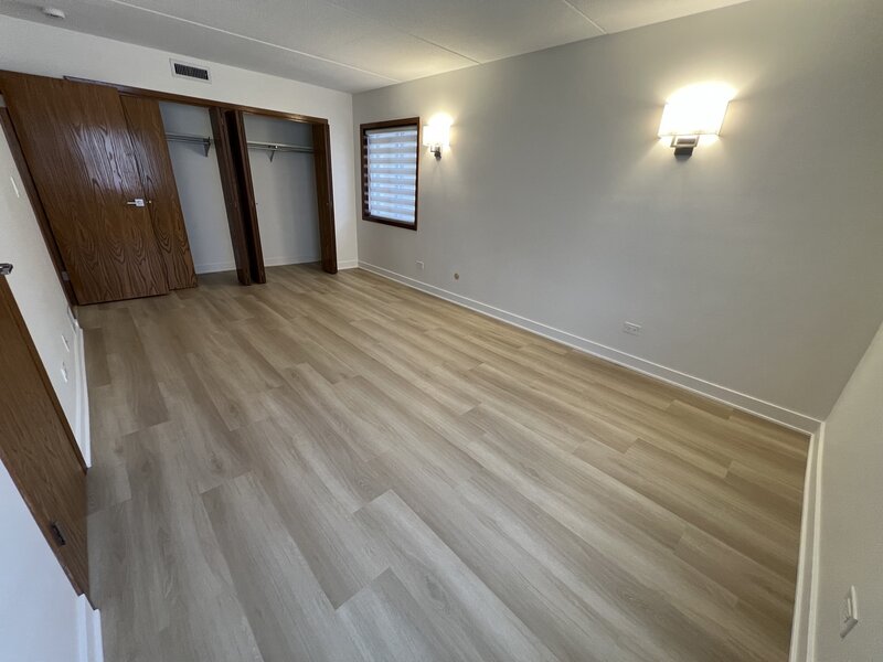 2416 W Foster Avenue Chicago IL 60625