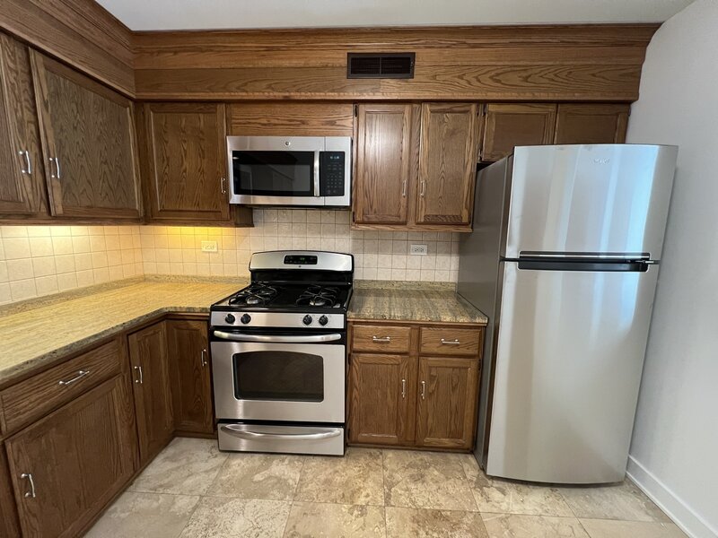 2416 W Foster Avenue Chicago IL 60625