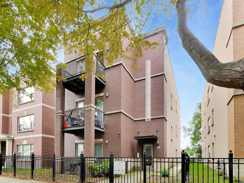 1149 W Washburne Avenue Chicago IL 60608