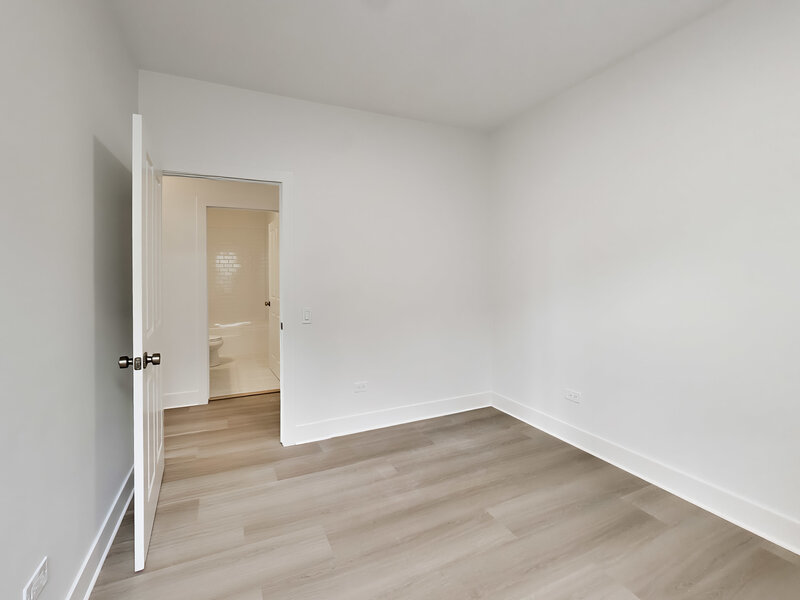 1149 W Washburne Avenue Chicago IL 60608