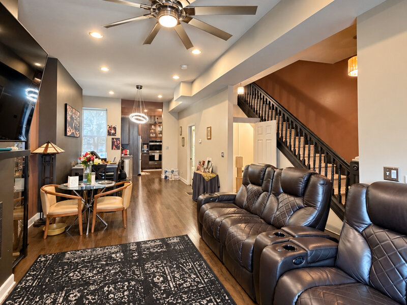 3839 S Giles Avenue Chicago IL 60653