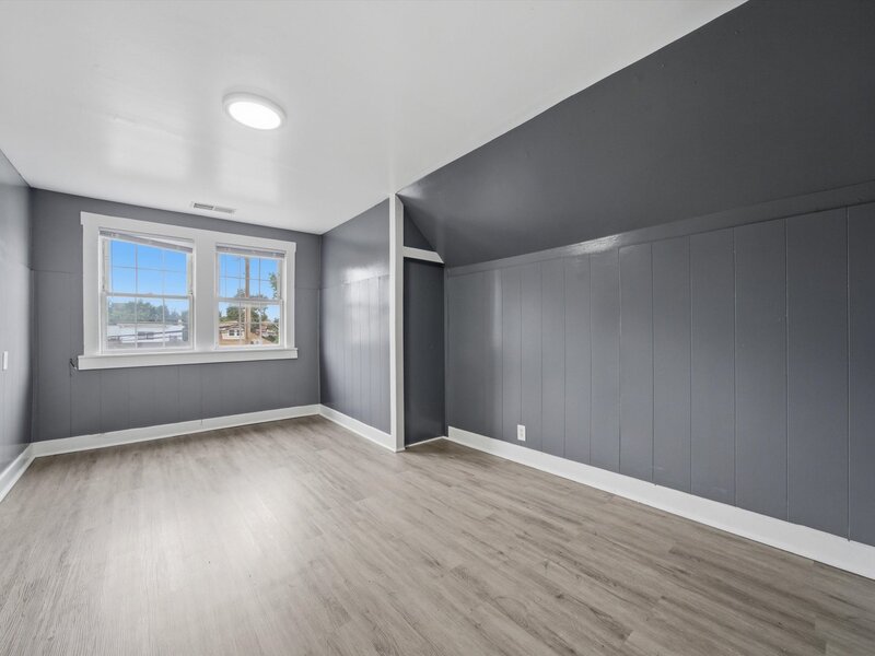 4862 W St Paul Avenue Chicago IL 60639