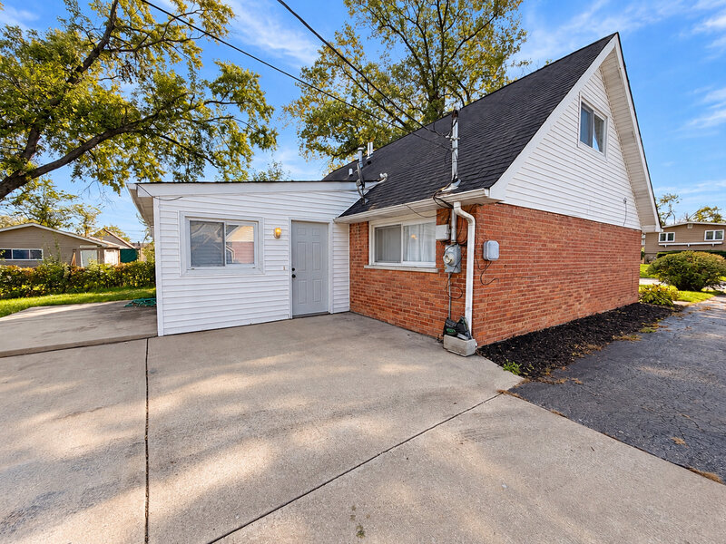 181 Craig Drive Chicago Heights IL 60411
