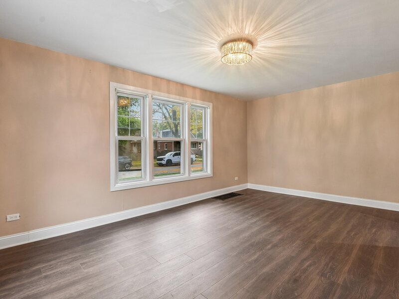 4004 Oak Avenue Brookfield IL 60513