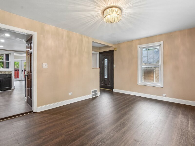 4004 Oak Avenue Brookfield IL 60513