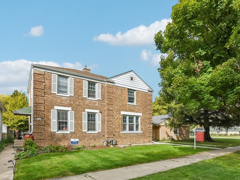 4004 Oak Avenue Brookfield IL 60513