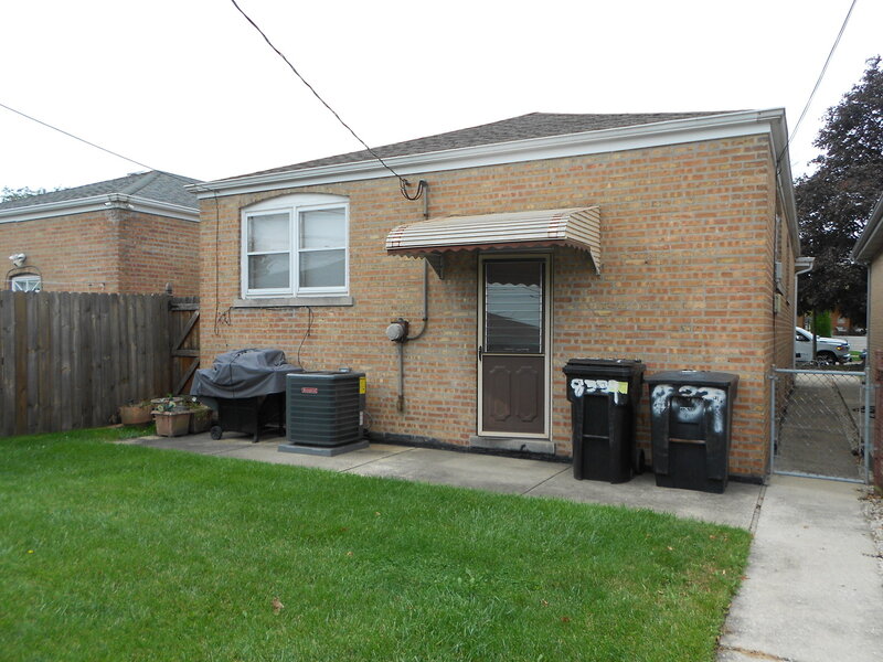 8339 S Kenneth Avenue Chicago IL 60652