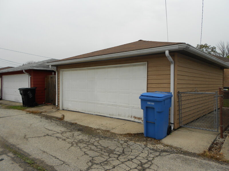 8339 S Kenneth Avenue Chicago IL 60652
