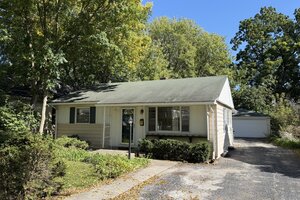 Photo of 139 N Hager Avenue Barrington IL 60010