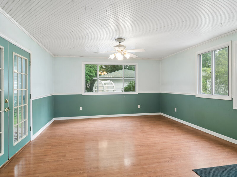 139 N Hager Avenue Barrington IL 60010