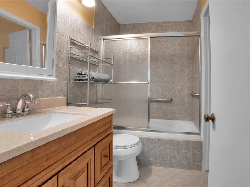 755 Biloxie Court Carol Stream IL 60188