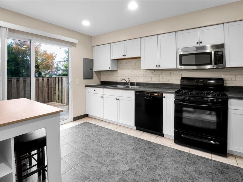 755 Biloxie Court Carol Stream IL 60188