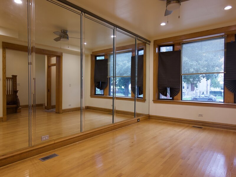 4528 W Washington Boulevard Chicago IL 60624