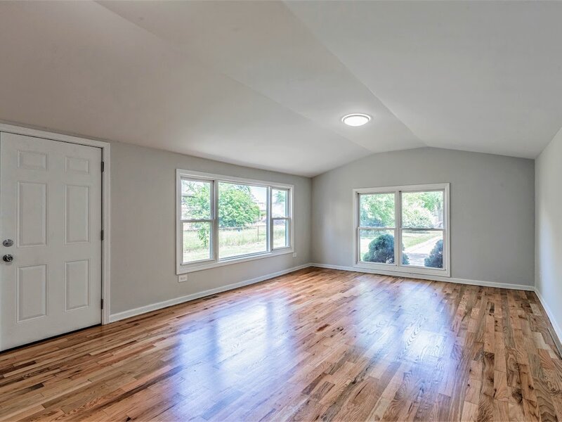 456 Greenbay Avenue Calumet City IL 60409