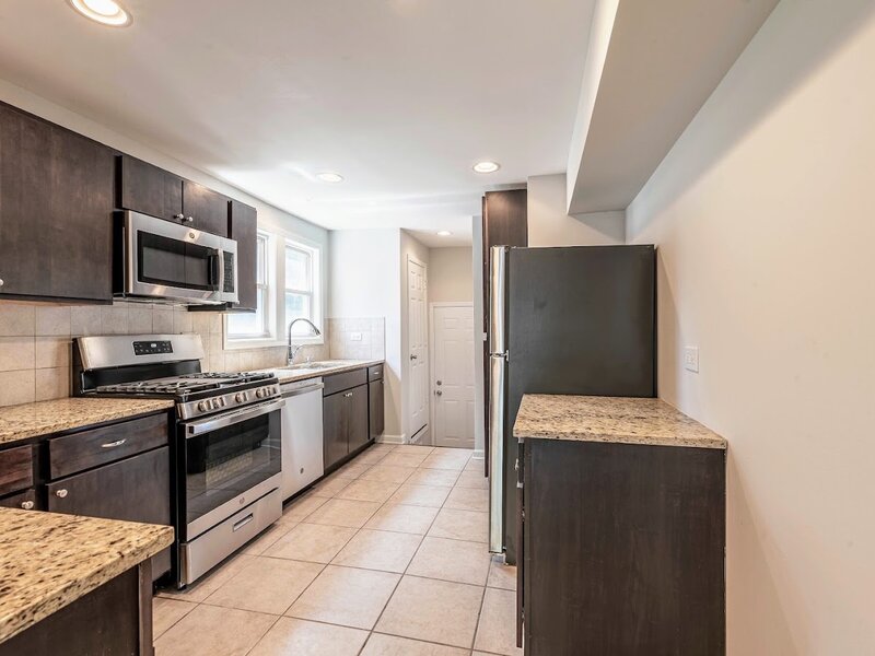 456 Greenbay Avenue Calumet City IL 60409