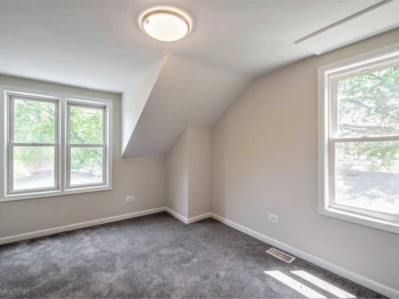 456 Greenbay Avenue Calumet City IL 60409