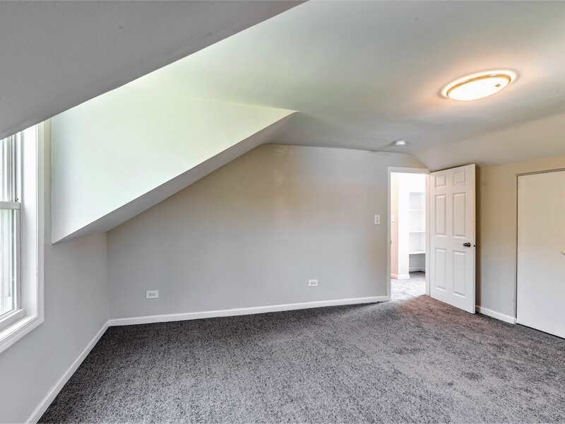 456 Greenbay Avenue Calumet City IL 60409