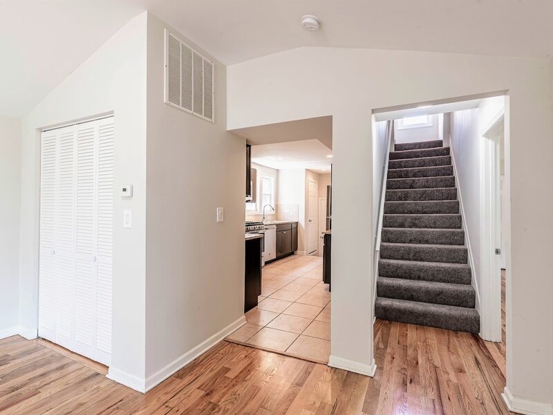 456 Greenbay Avenue Calumet City IL 60409