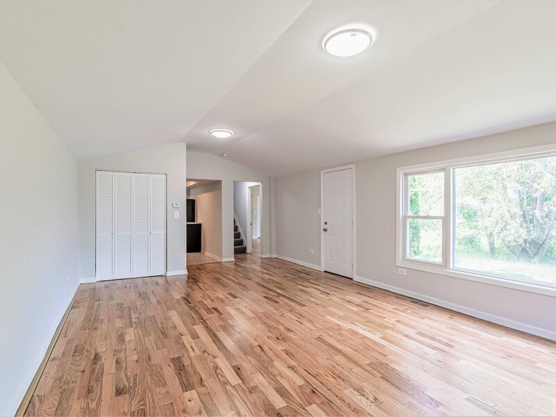 456 Greenbay Avenue Calumet City IL 60409