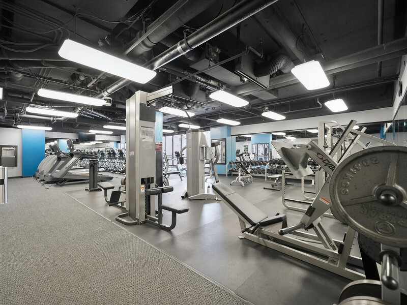 10 E Ontario Street Chicago IL 60611