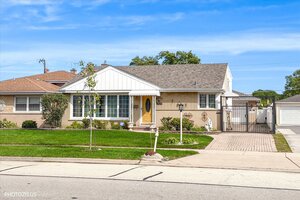 Photo of 8811 N Merrill Street Niles IL 60714