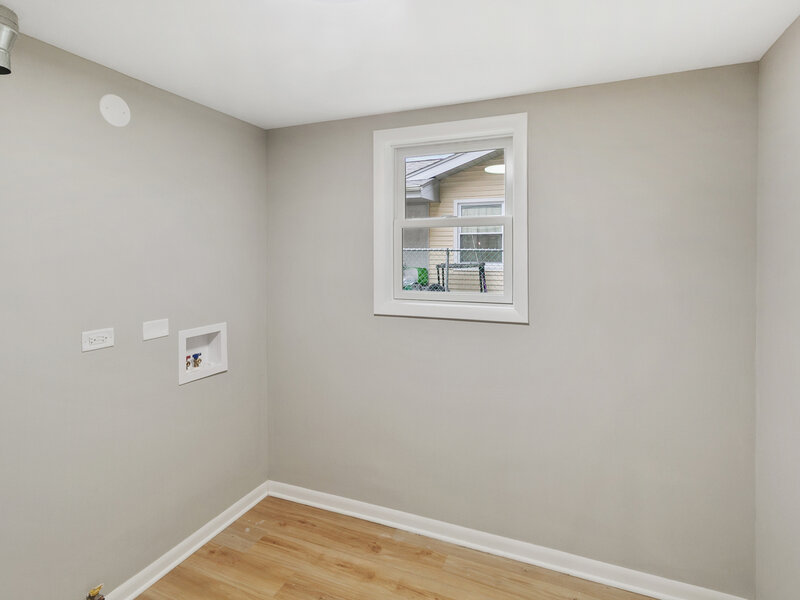 21 Huntington Road Glen Ellyn IL 60137