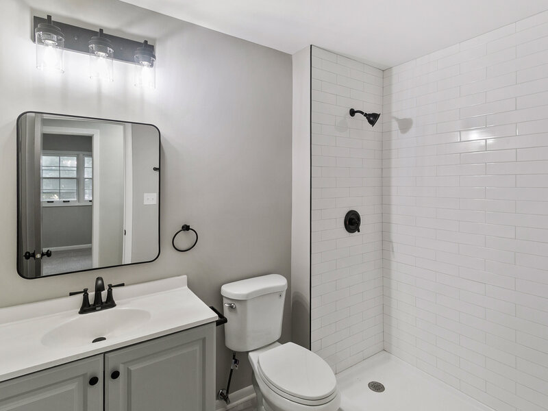 21 Huntington Road Glen Ellyn IL 60137