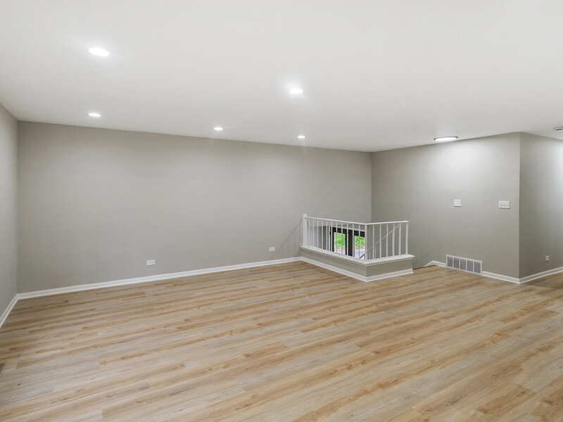 21 Huntington Road Glen Ellyn IL 60137