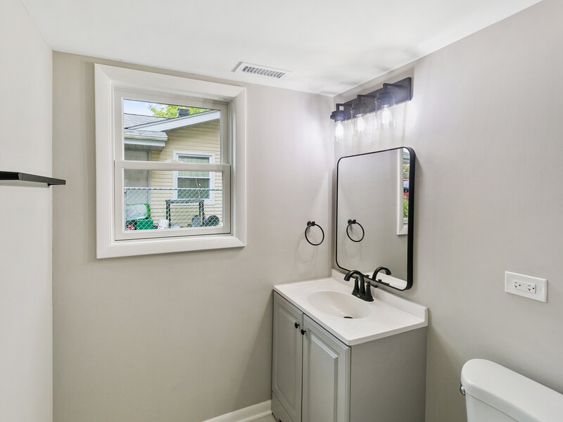 21 Huntington Road Glen Ellyn IL 60137