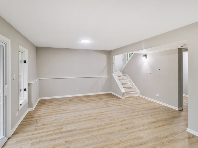 21 Huntington Road Glen Ellyn IL 60137