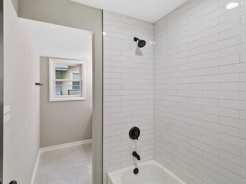 21 Huntington Road Glen Ellyn IL 60137