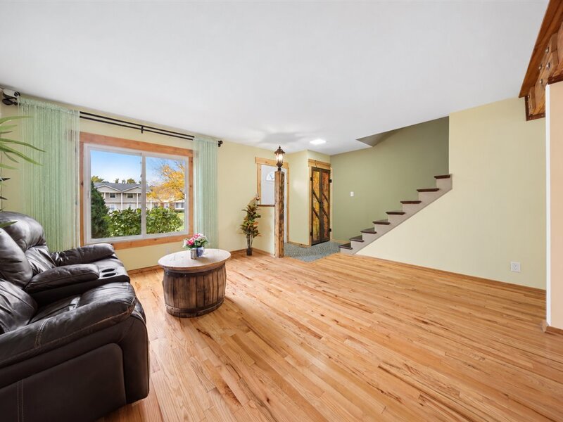 439 Mallview Lane Bolingbrook IL 60440