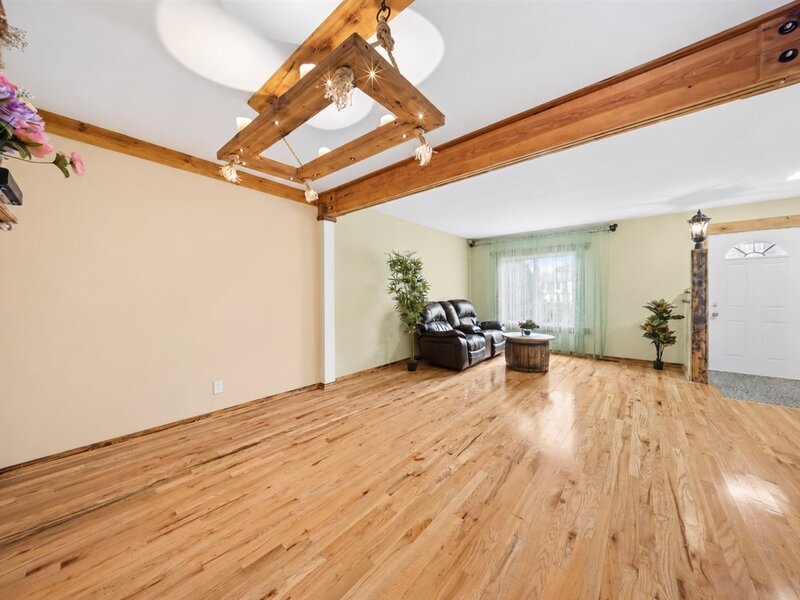 439 Mallview Lane Bolingbrook IL 60440