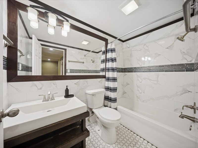 439 Mallview Lane Bolingbrook IL 60440
