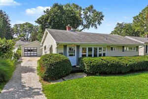 Photo of 1006 Arbor Avenue Wheaton IL 60189