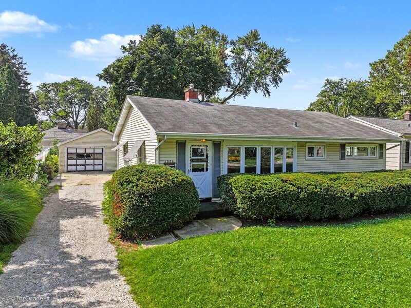 1006 Arbor Avenue Wheaton IL 60189
