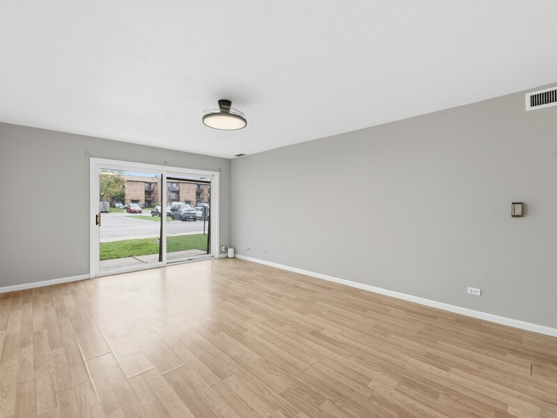 2000 Bayside Drive Palatine IL 60074