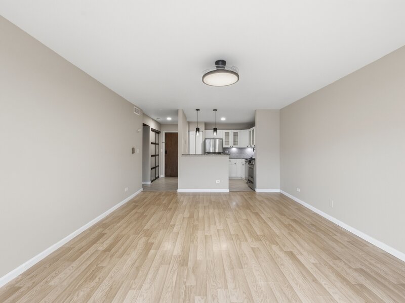 2000 Bayside Drive Palatine IL 60074