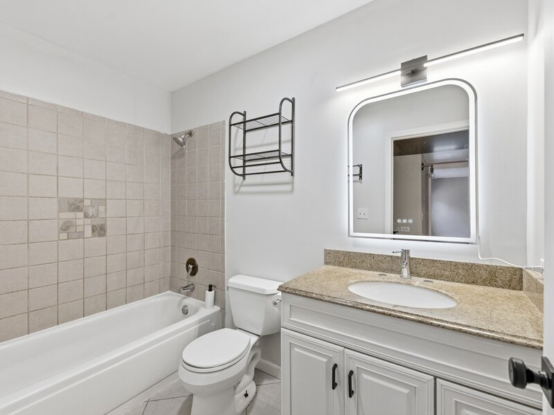 2000 Bayside Drive Palatine IL 60074