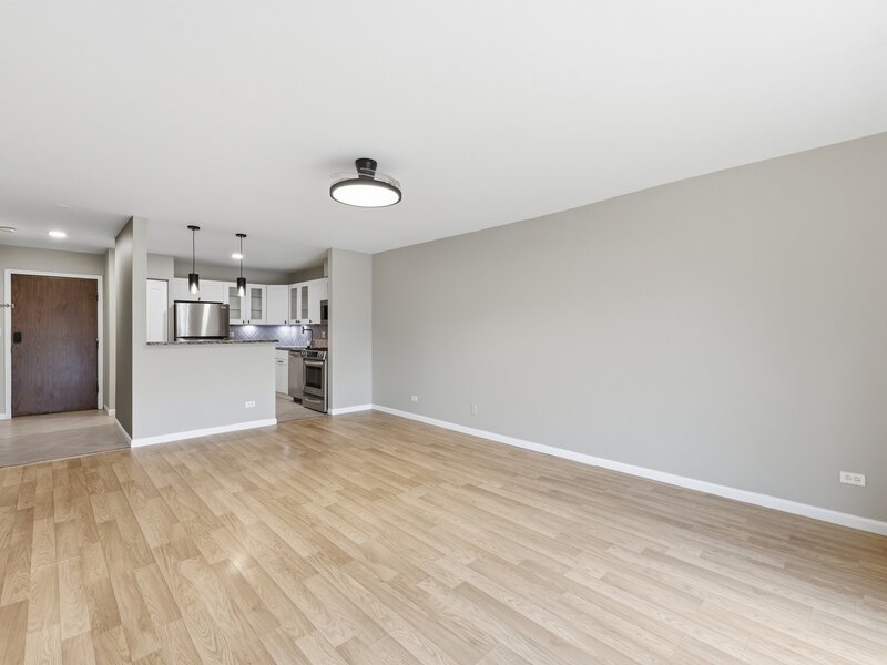 2000 Bayside Drive Palatine IL 60074