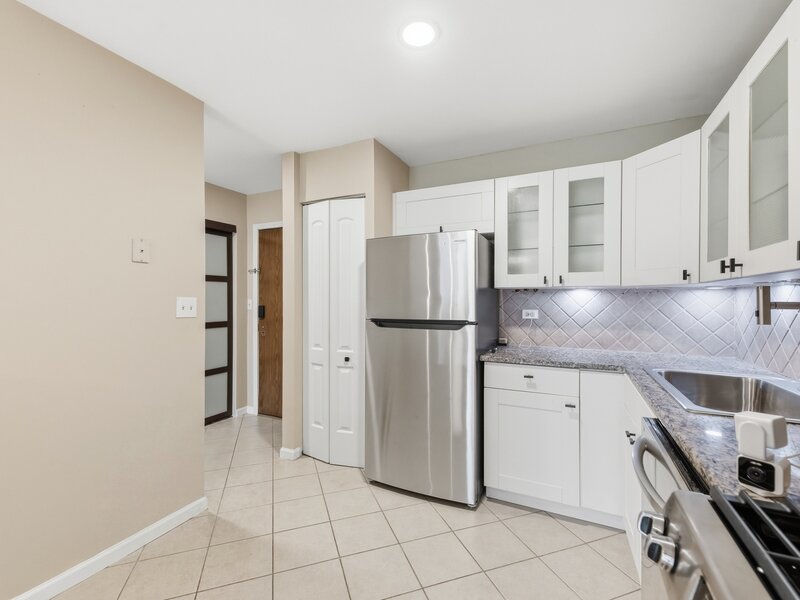 2000 Bayside Drive Palatine IL 60074