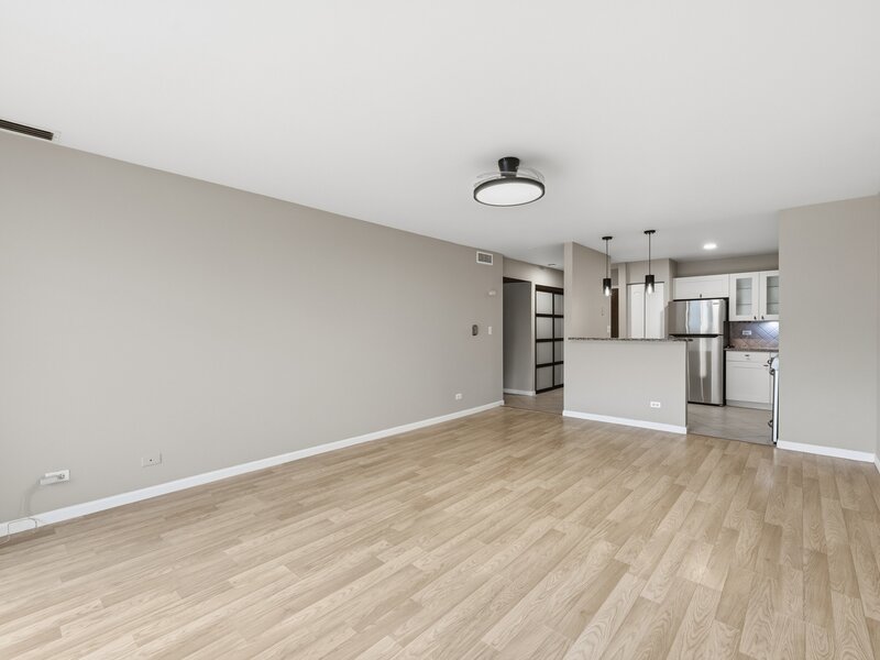 2000 Bayside Drive Palatine IL 60074