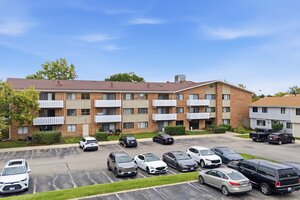Photo of 2000 Bayside Drive Palatine IL 60074 Unit 114